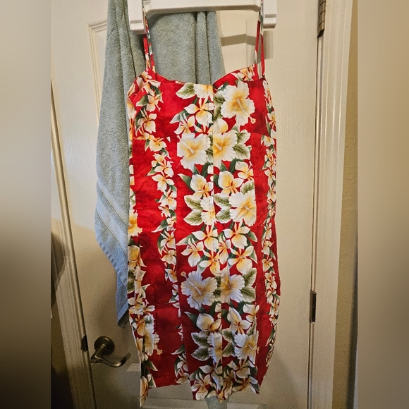 Two Vintage Hawaiian dresses - Picture 2 of 4